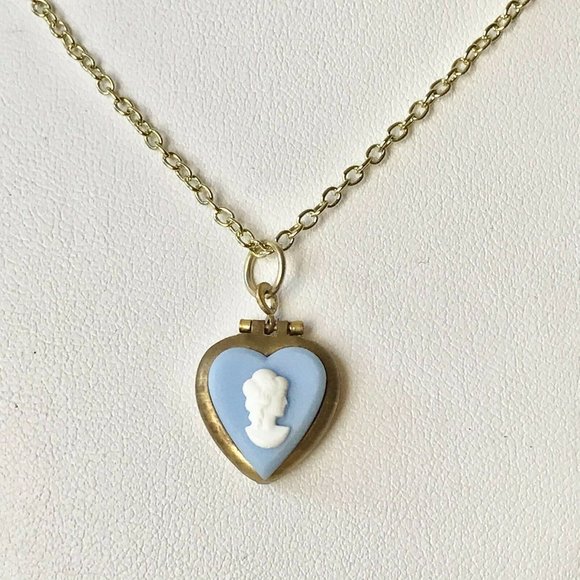 Vintage Gold Blue Cameo Heart Locket Necklace Dainty Small 18" Plated - Picture 2 of 11